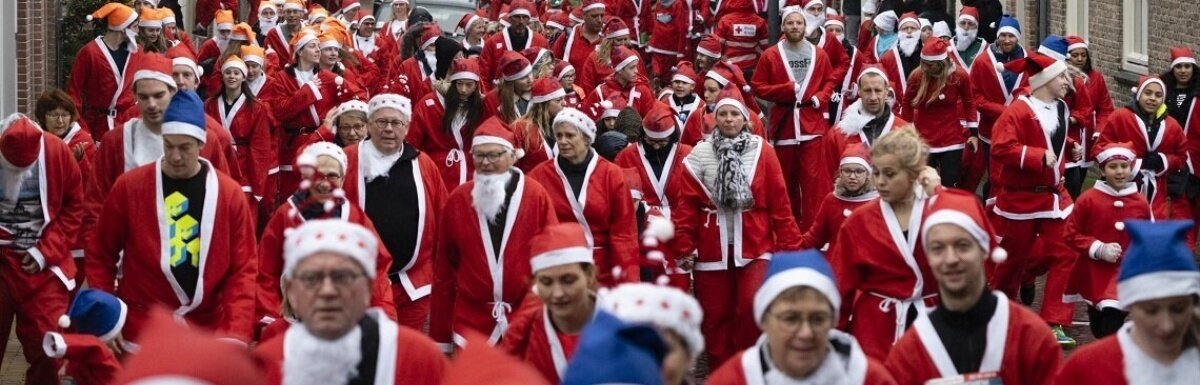 18511112-santarun-rotary-gorinchem-1140p.jpg